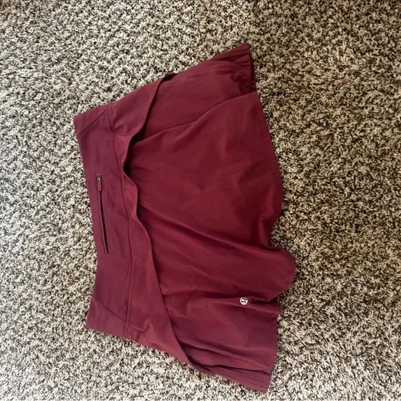 Lululemon skort - Picture 3 of 3